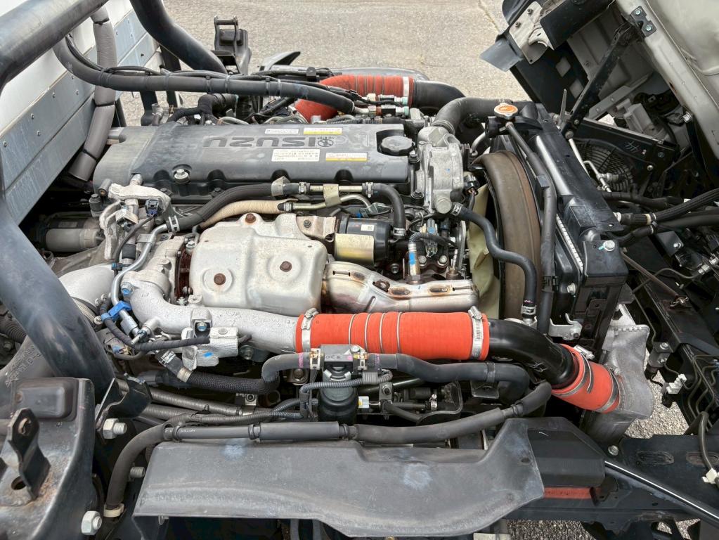 いすゞ エルフ 2RG-NPR88AN(2WD)の写真19