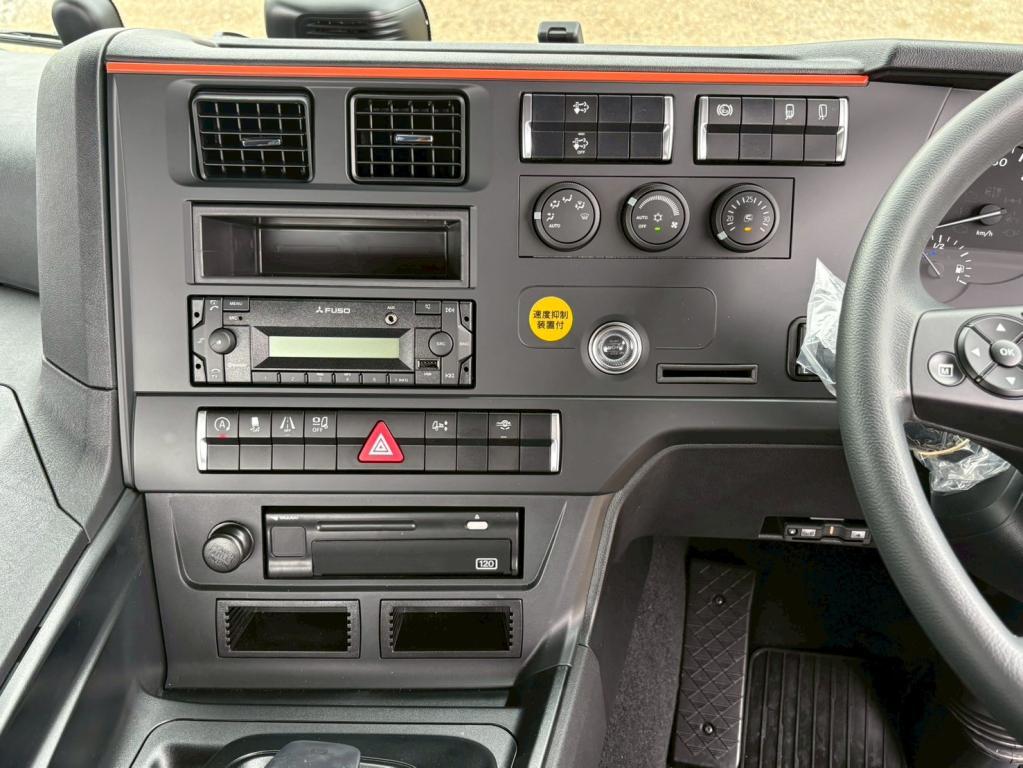 三菱 スーパーグレート 2RG-FP84VDR(2WD)の写真22