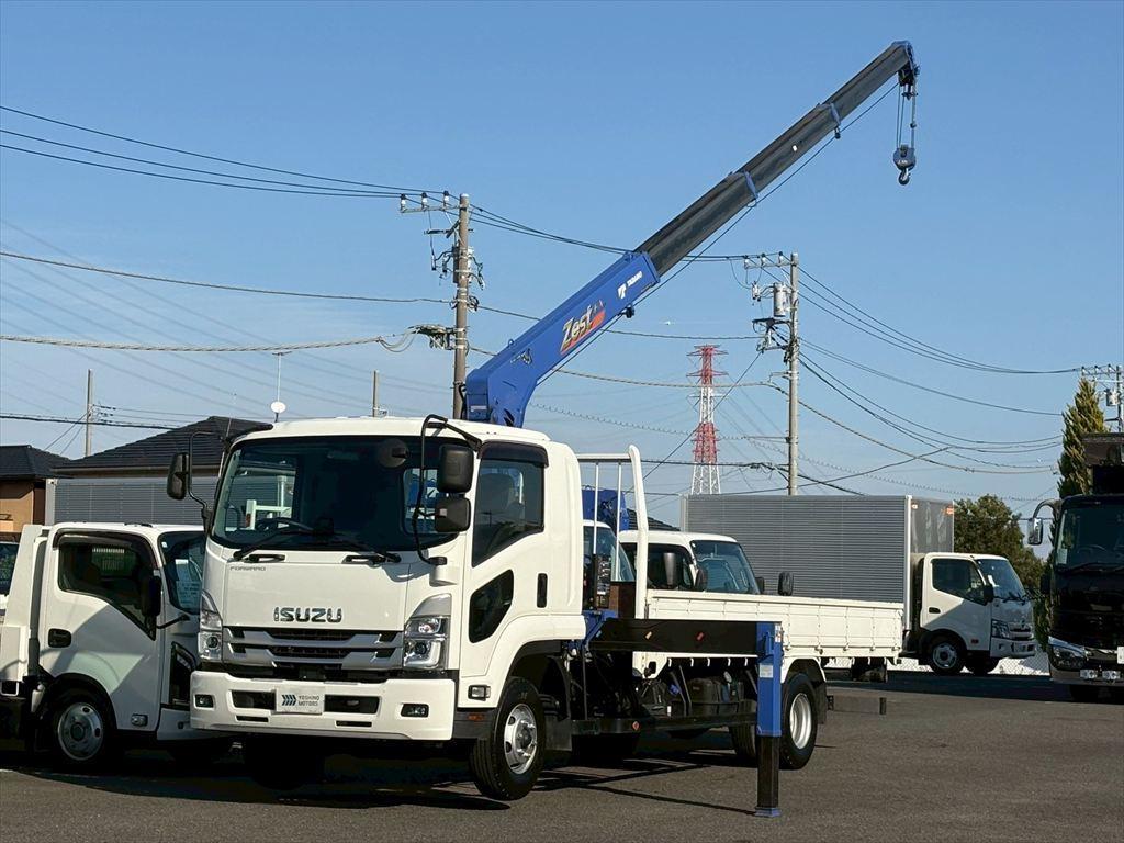 いすゞ フォワード 2PG-FRR90S2(2WD)の写真1