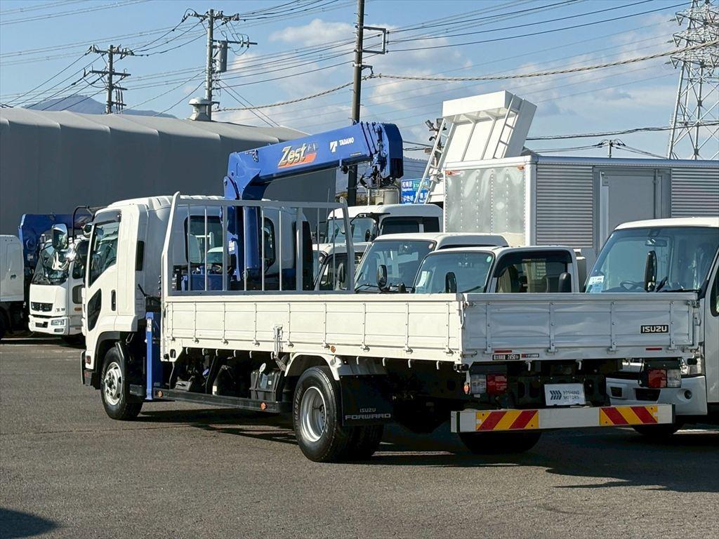 いすゞ フォワード 2PG-FRR90S2(2WD)の写真3