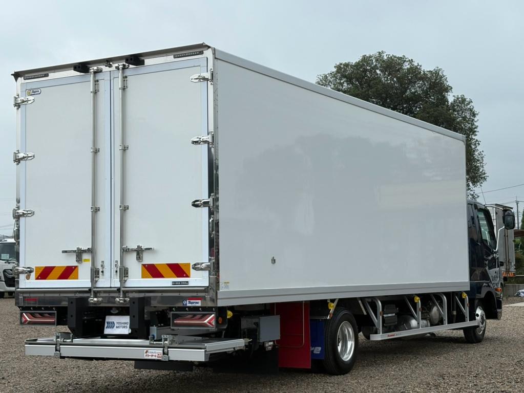 三菱 ファイター 2KG-FK65F(2WD)の写真4