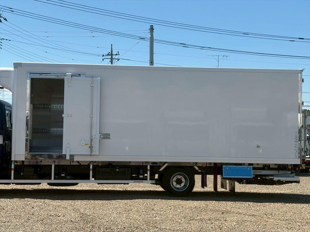 三菱 ファイター 2KG-FK65F(2WD)の写真14