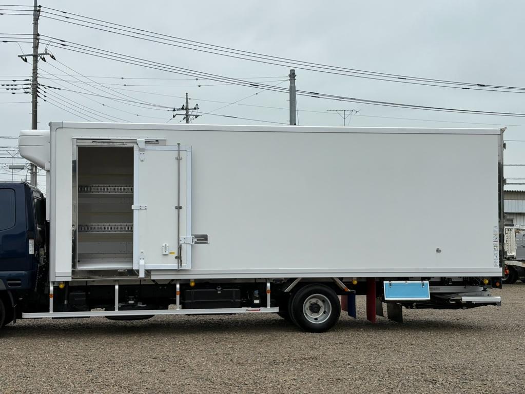 三菱 ファイター 2KG-FK65F(2WD)の写真14