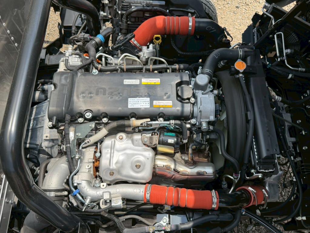 いすゞ エルフ 2RG-NPR88AM(2WD)の写真19