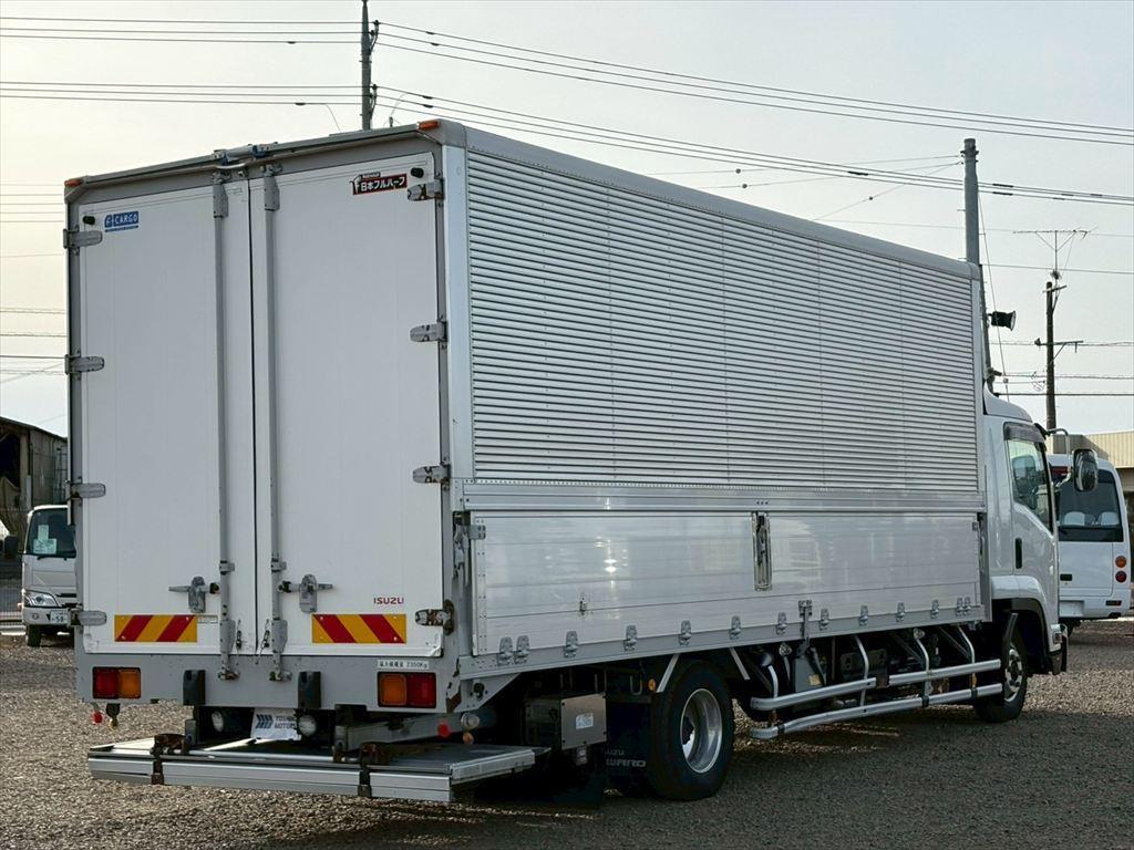 いすゞ フォワード 2RG-FRR90T2(2WD)の写真4