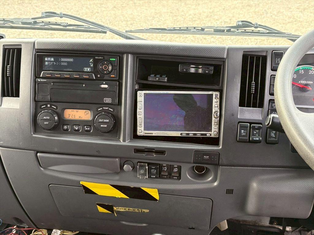 いすゞ フォワード 2RG-FRR90T2(2WD)の写真22