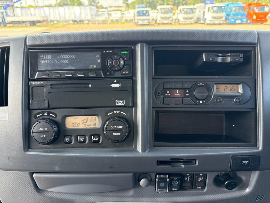 いすゞ フォワード 2RG-FRR90T2(2WD)の写真22