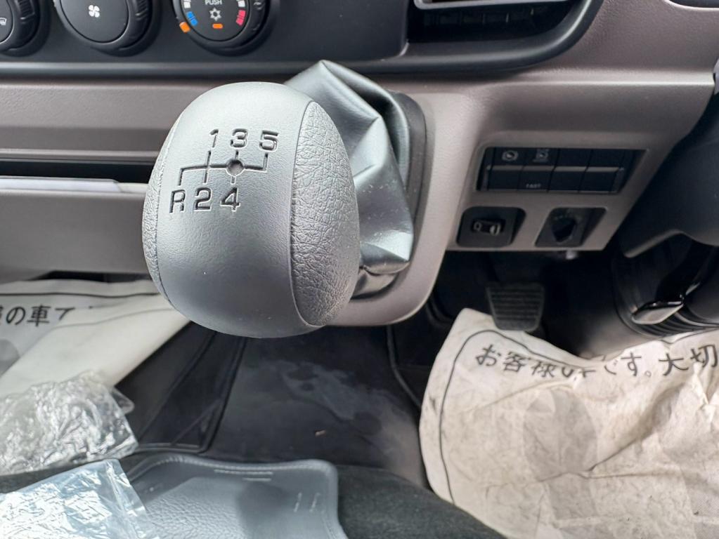 三菱 キャンター 2RG-FBA20(2WD)の写真22