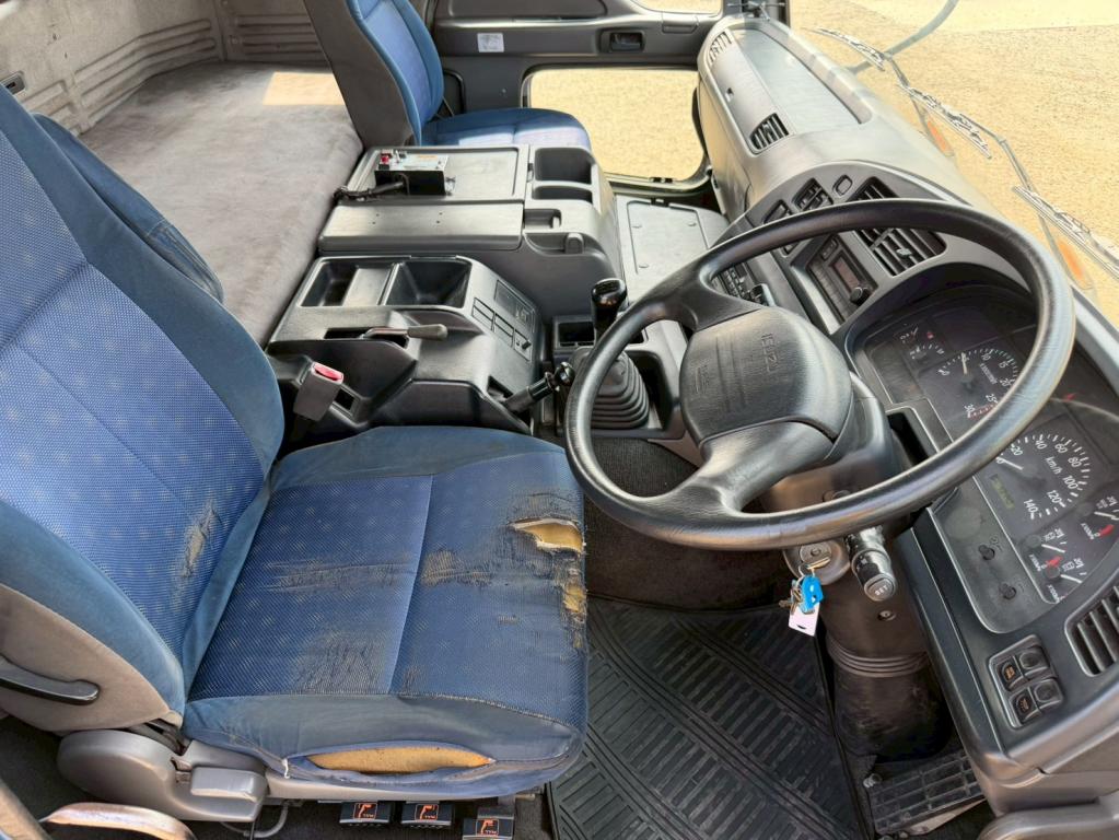 いすゞ ギガ PDG-EXR52G8(その他)の写真21