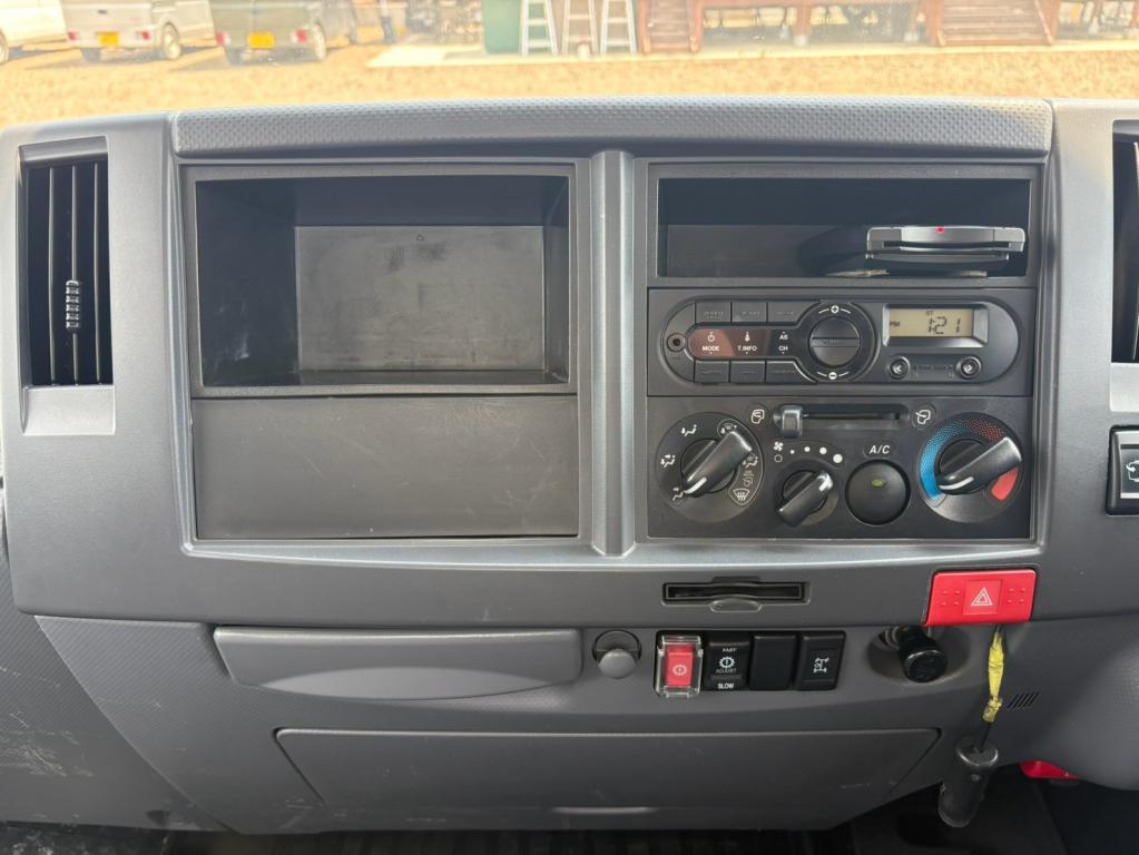 いすゞ エルフ TPG-NPR85N(2WD)の写真22