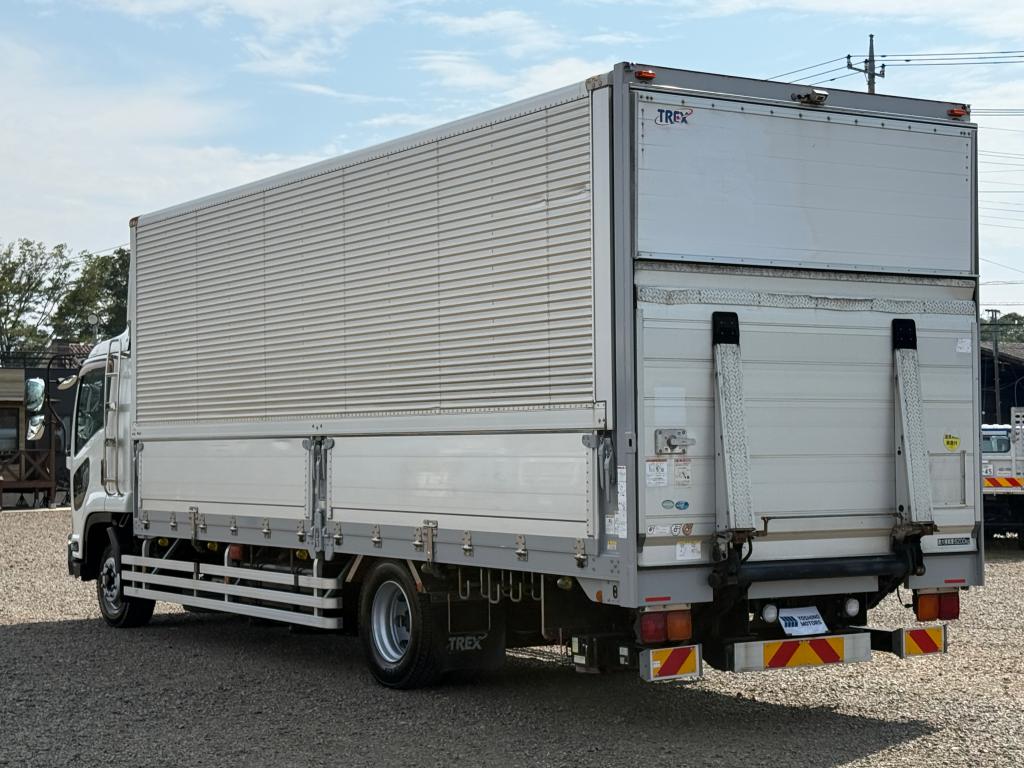 いすゞ フォワード LPG-FTR90T2(2WD)の写真3