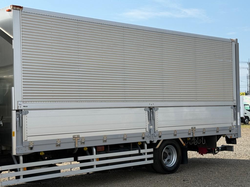 いすゞ フォワード LPG-FTR90T2(2WD)の写真6