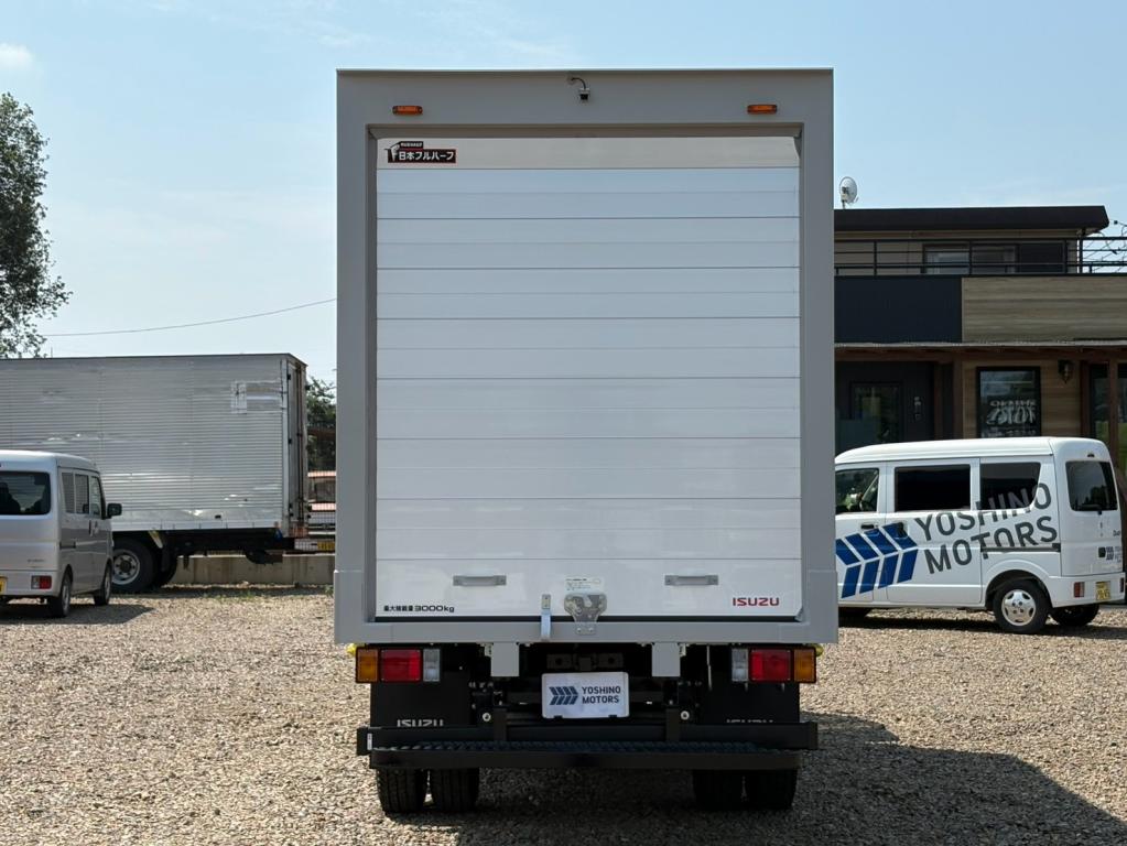 いすゞ エルフ 2RG-NMR88AM(2WD)の写真12