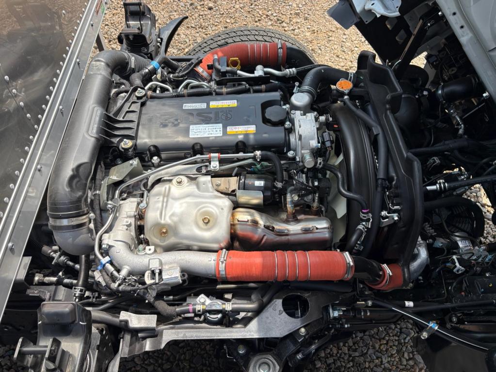 いすゞ エルフ 2RG-NMR88AM(2WD)の写真20