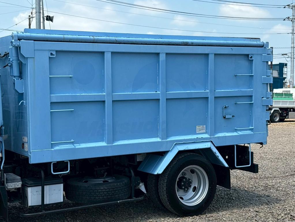 いすゞ エルフ TPG-NKR85AN(2WD)の写真6