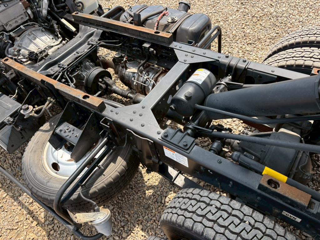 いすゞ エルフ TPG-NKR85AN(2WD)の写真15