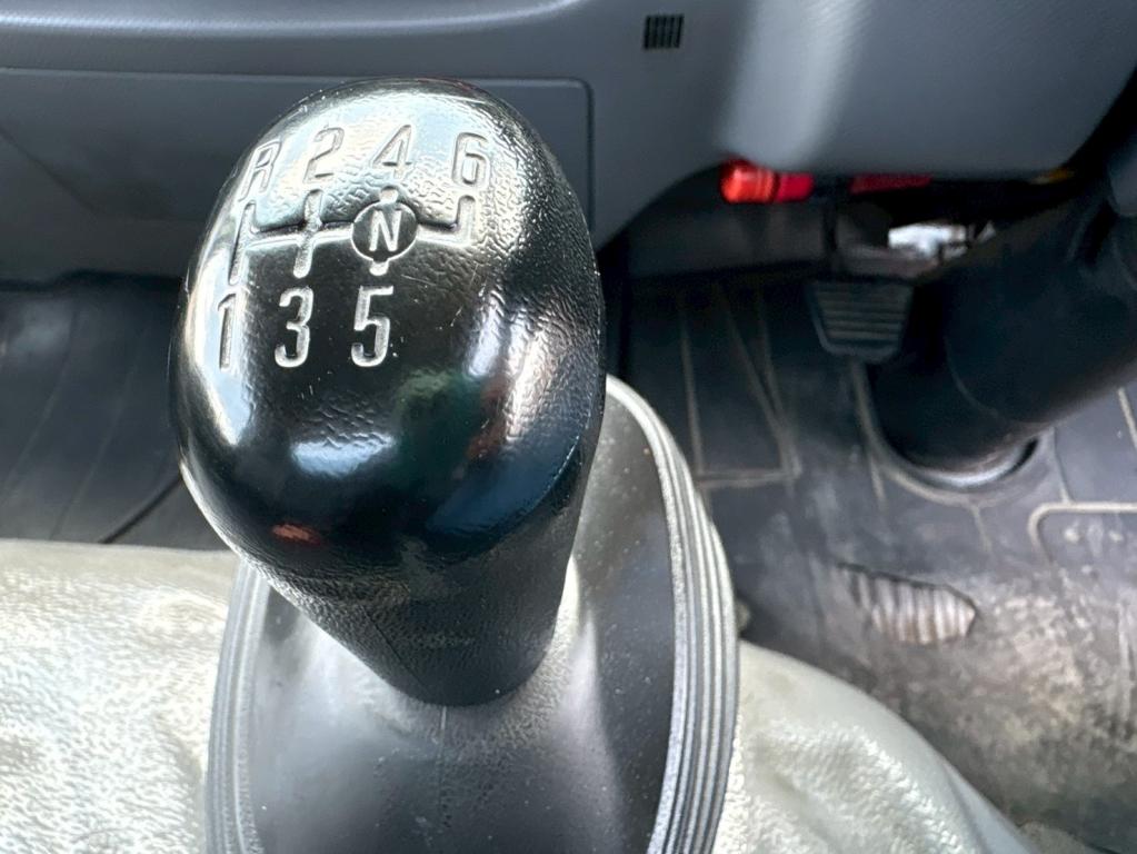 いすゞ エルフ TPG-NKR85AN(2WD)の写真23