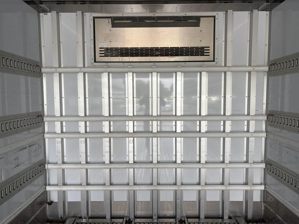 三菱 ファイター 2KG-FK65FZ(2WD)の写真7