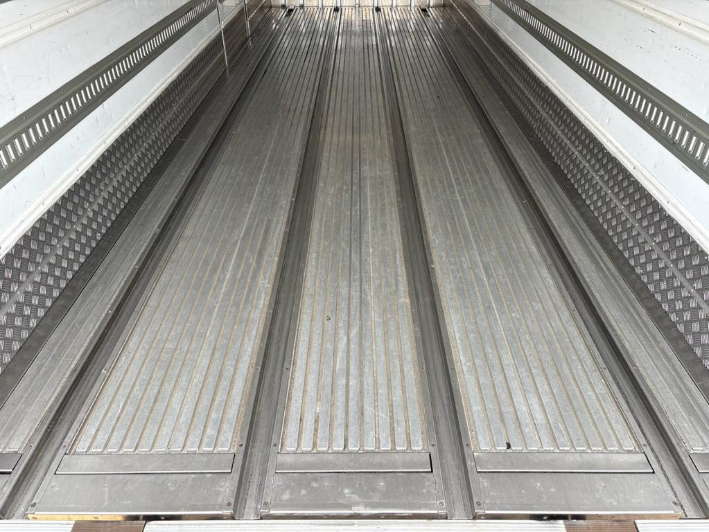 三菱 ファイター 2KG-FK65FZ(2WD)の写真8
