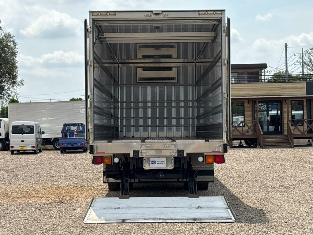 三菱 ファイター 2KG-FK65FZ(2WD)の写真11