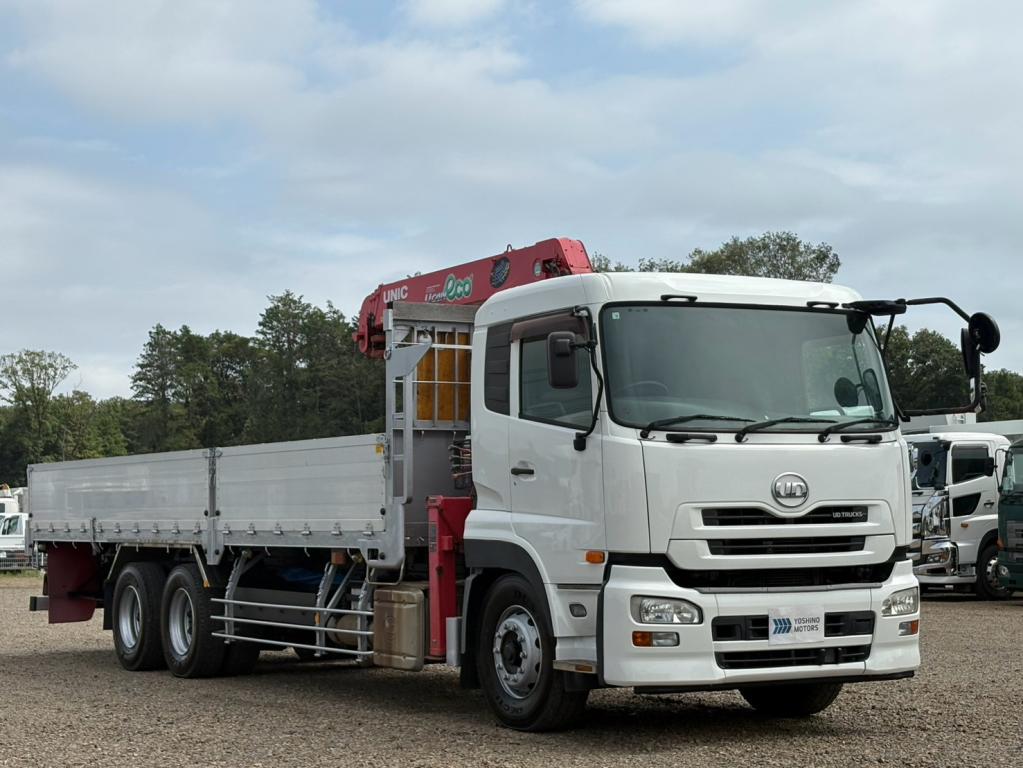 UD クオン QKG-CW5ZA(6x4)の写真2