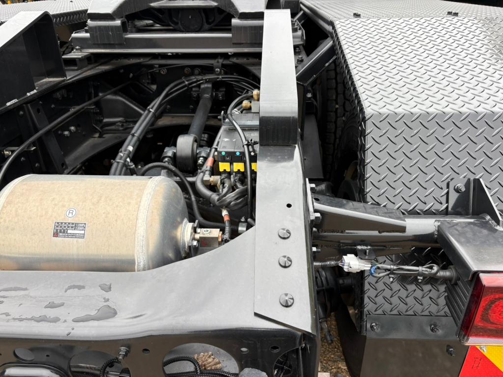 三菱 スーパーグレート 2KG-FV80VJR(6x4)の写真12