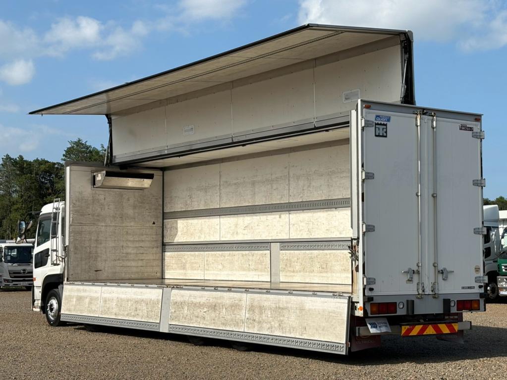 UD クオン QPG-CG5ZA(8x4)の写真14
