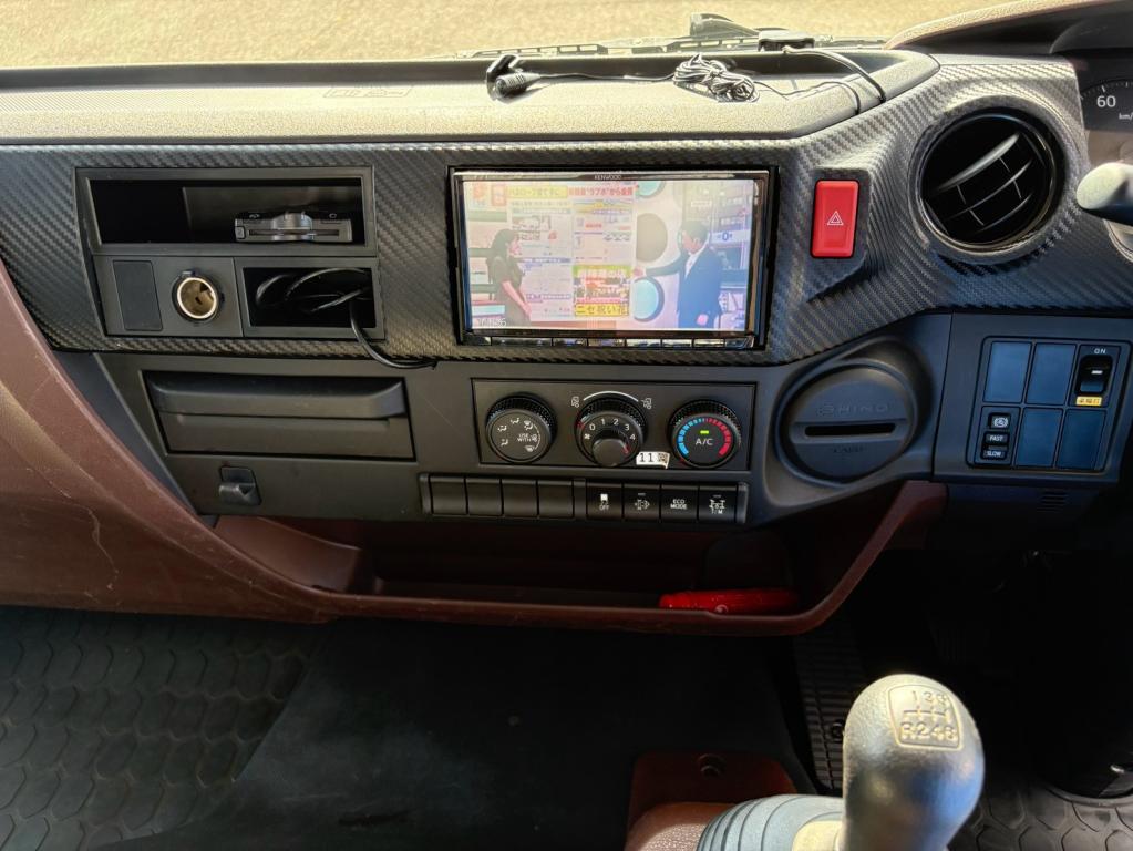 日野 レンジャー 2KG-FD2ABA(2WD)の写真22