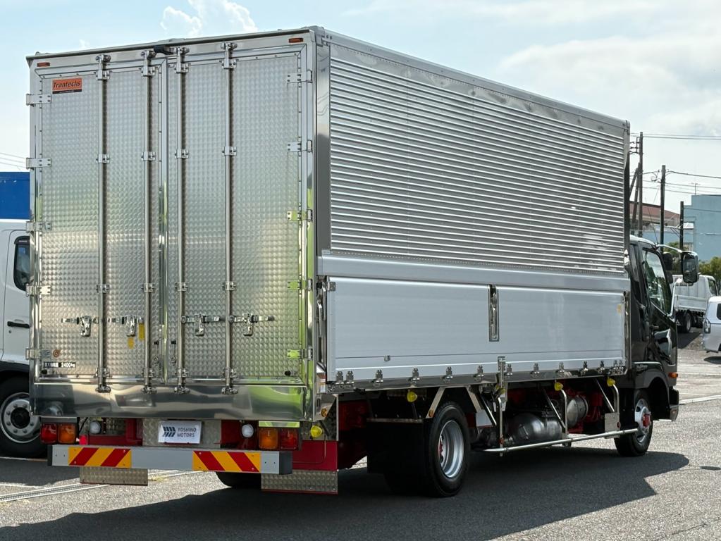 三菱 ファイター 2KG-FK62F(2WD)の写真4