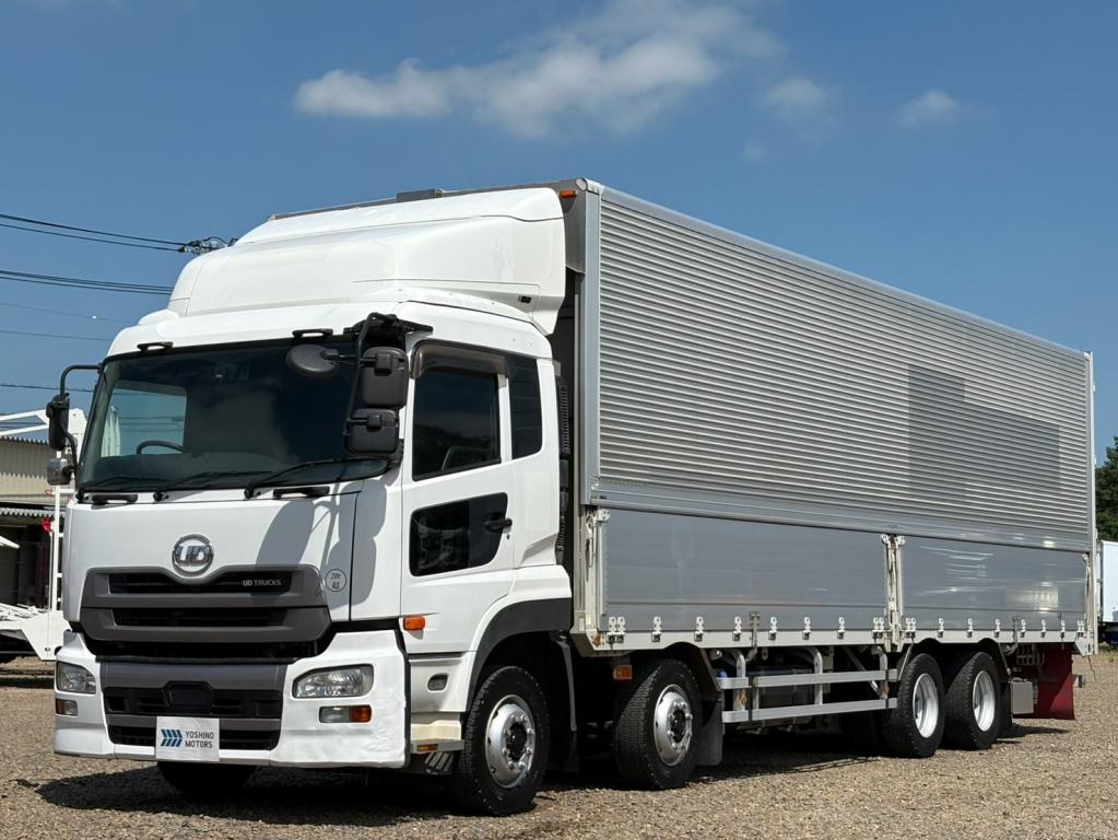 UD クオン QKG-CG5ZA(8x4)の写真1