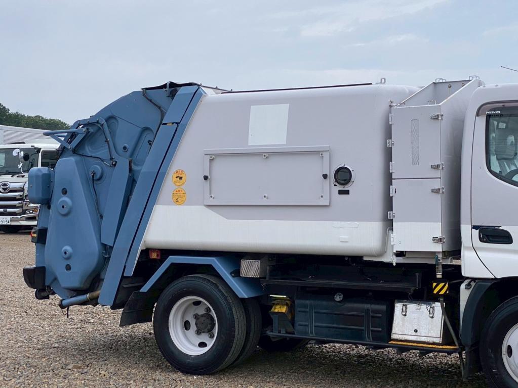 日野 デュトロ TPG-XZU600X(2WD)の写真5