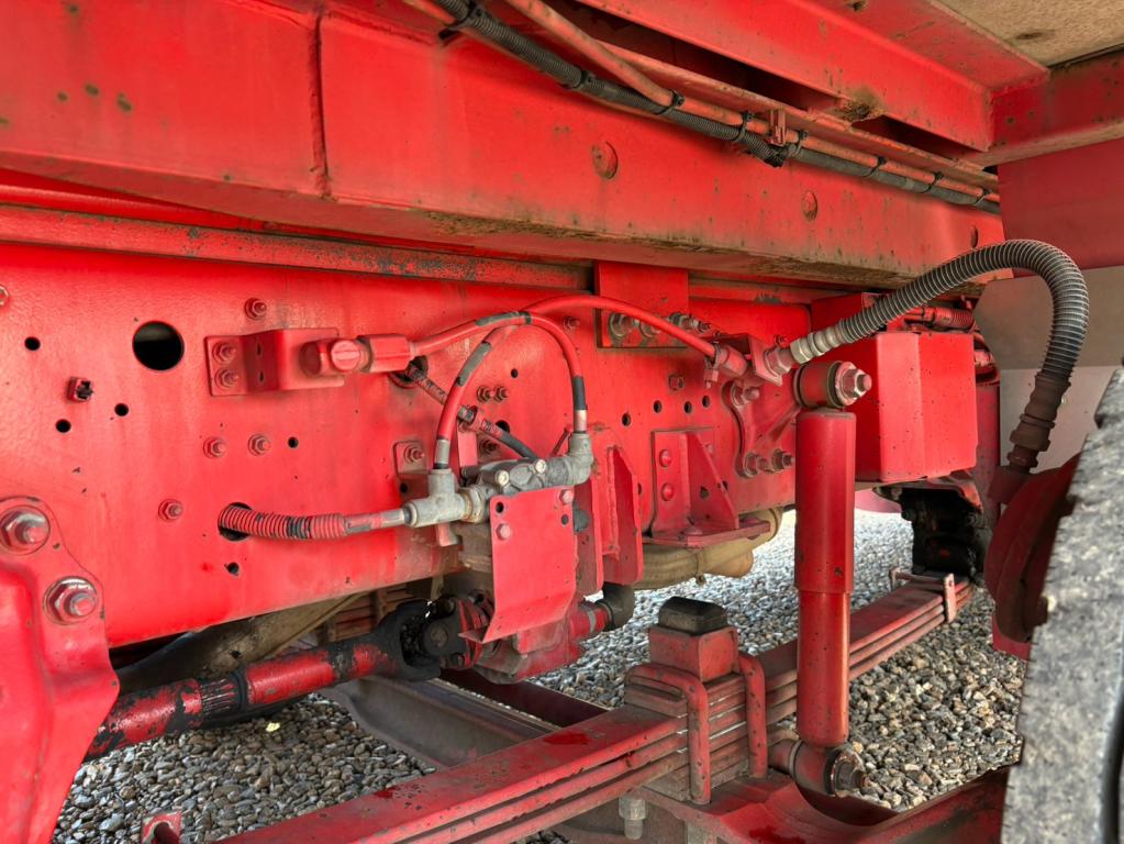 いすゞ ギガ LKG-CYJ77A(8x4)の写真16