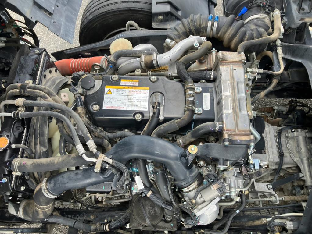いすゞ フォワード 2RG-FTR90U2(2WD)の写真19