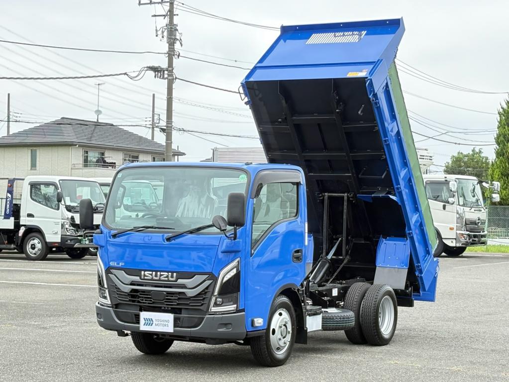 いすゞ エルフ 2RG-NKR88AT(2WD)の写真1
