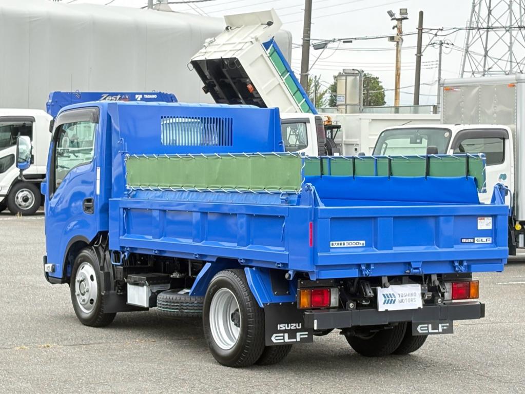 いすゞ エルフ 2RG-NKR88AT(2WD)の写真3
