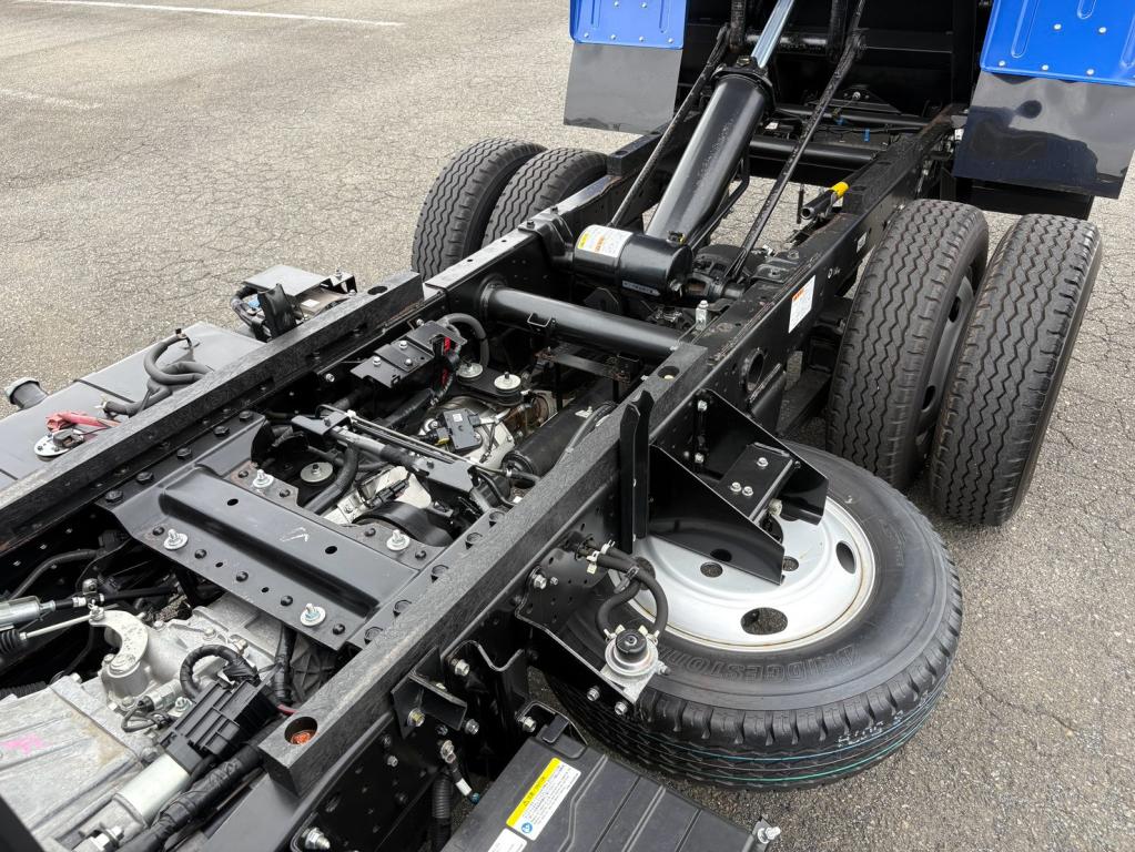 いすゞ エルフ 2RG-NKR88AT(2WD)の写真13