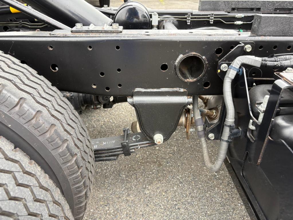 いすゞ エルフ 2RG-NKR88AT(2WD)の写真16