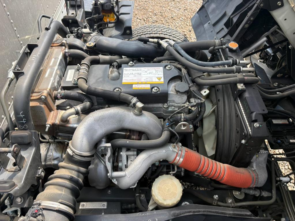 いすゞ フォワード 2RG-FRR90S2(2WD)の写真19