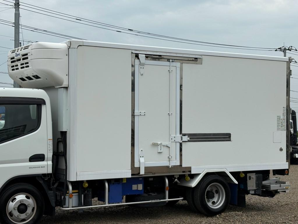 三菱 キャンター TPG-FEA50(2WD)の写真6
