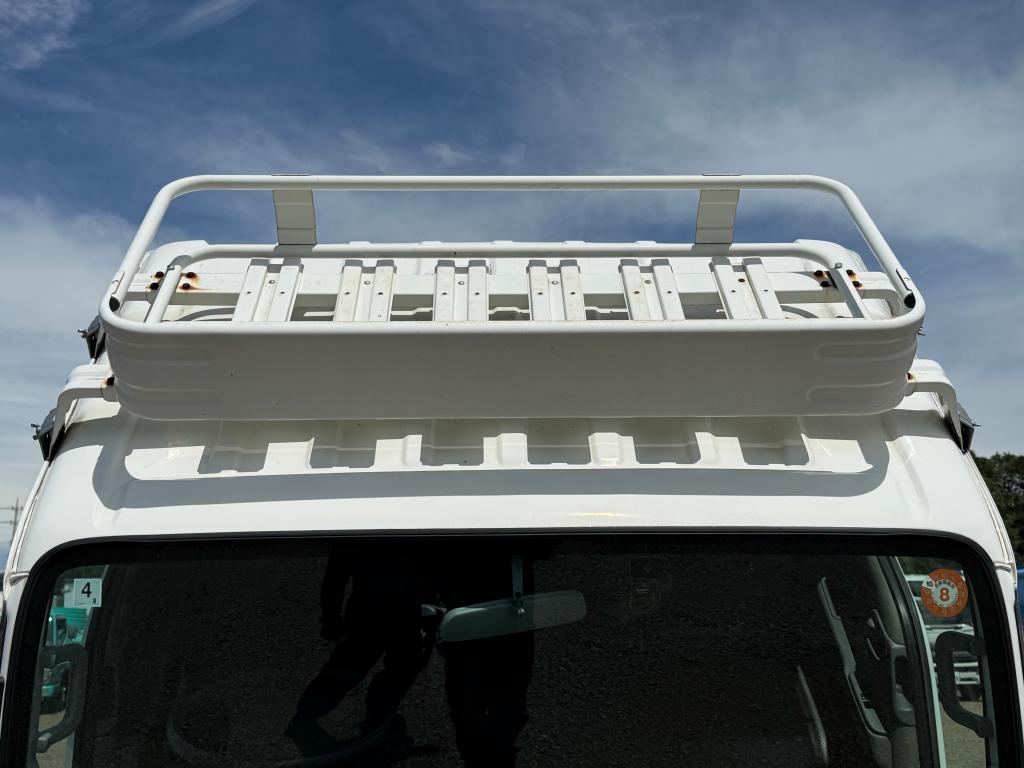 いすゞ エルフ 2RG-NKR88AN(2WD)の写真20