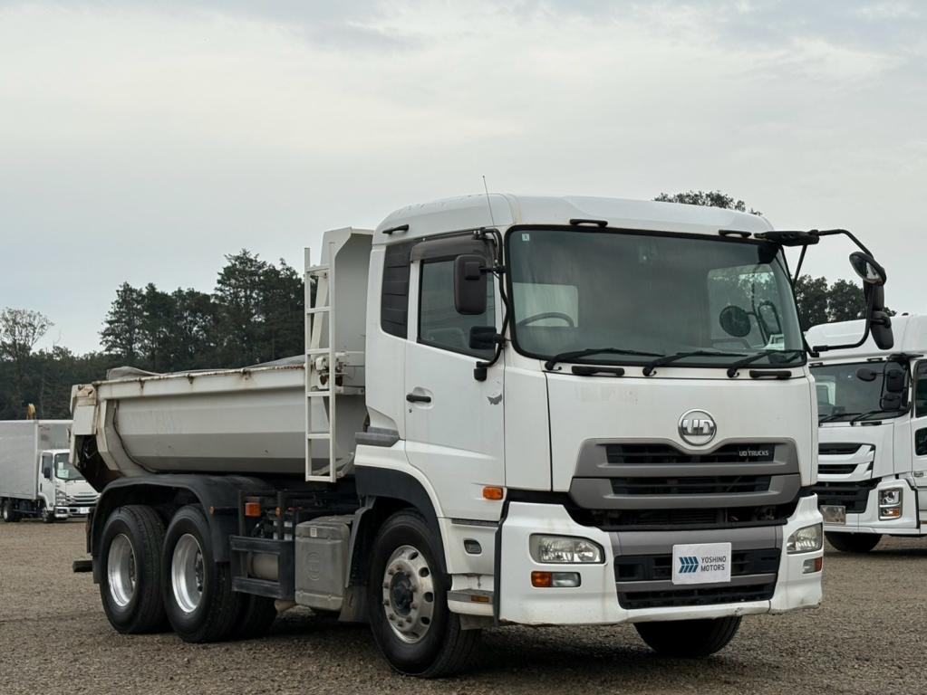 ＵＤ クオン QKG-CW5XL(6x4)の写真2