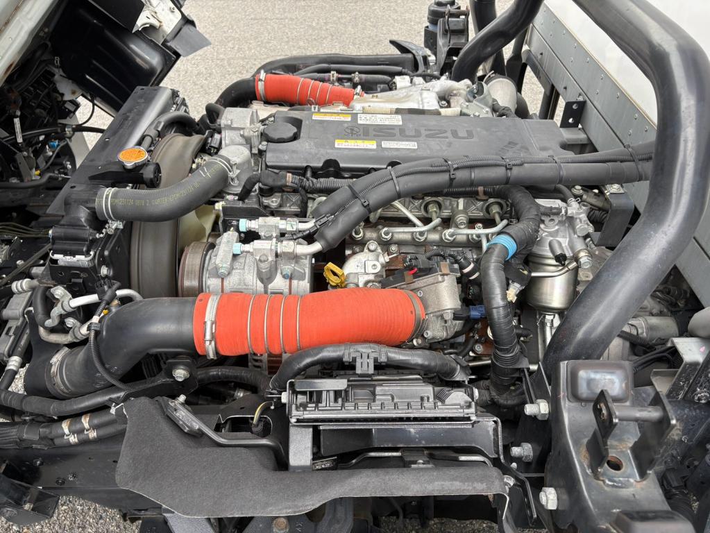 いすゞ エルフ 2RG-NPR88AM(2WD)の写真18