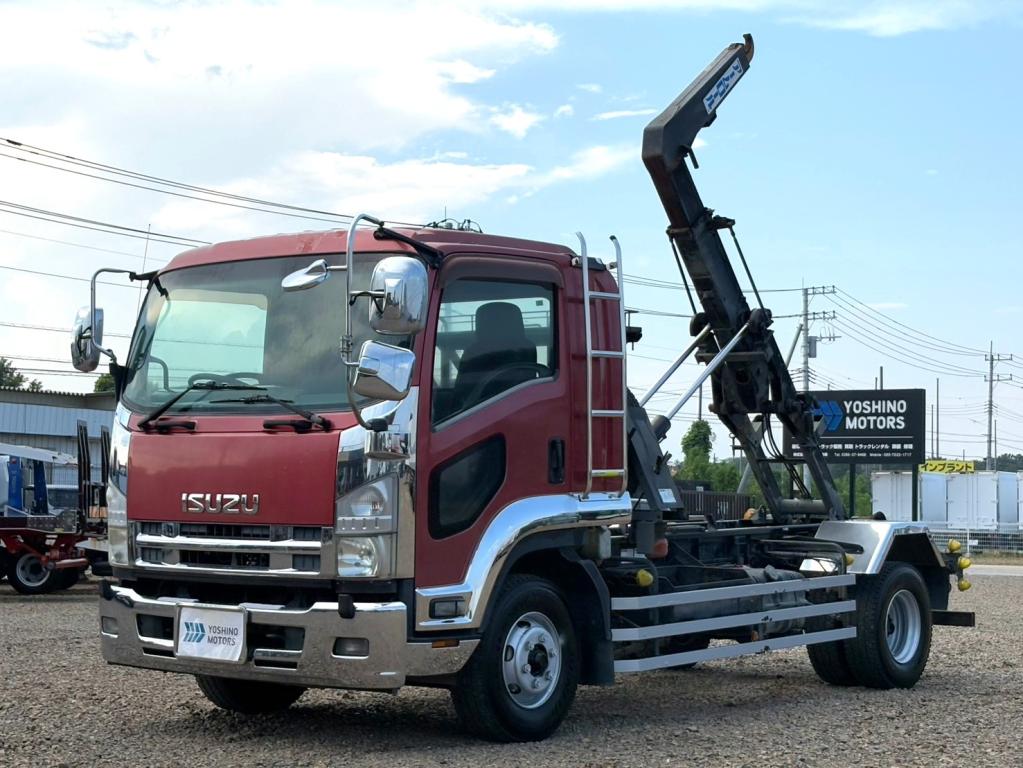 いすゞ フォワード SKG-FSR90S2(2WD)の写真1