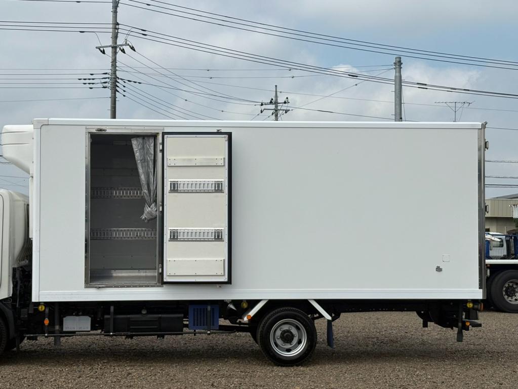 日野 デュトロ 2RG-XZU720M(2WD)の写真14