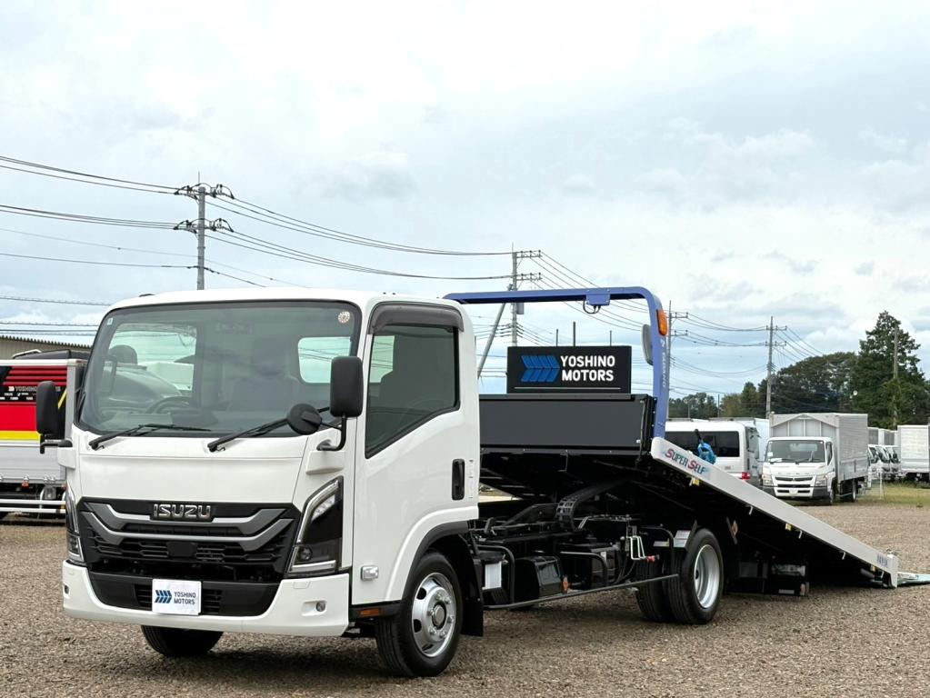 いすゞ エルフ 2TG-NPR88AM(2WD)の写真1