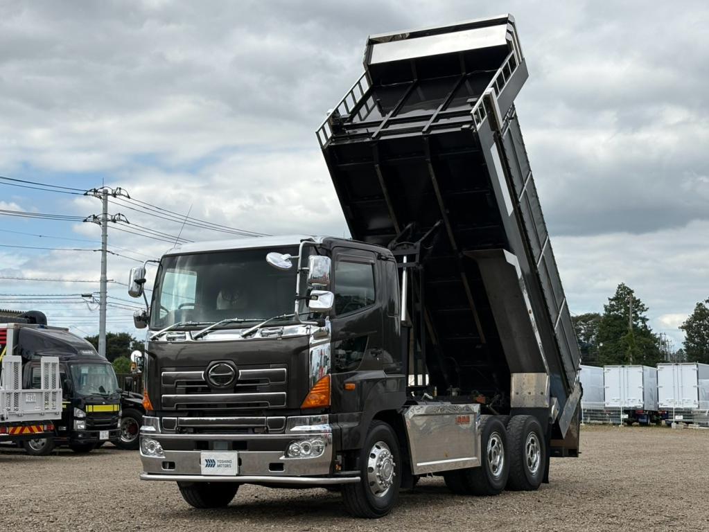 日野 プロフィア QKG-FS1EKDA(6x4)の写真1