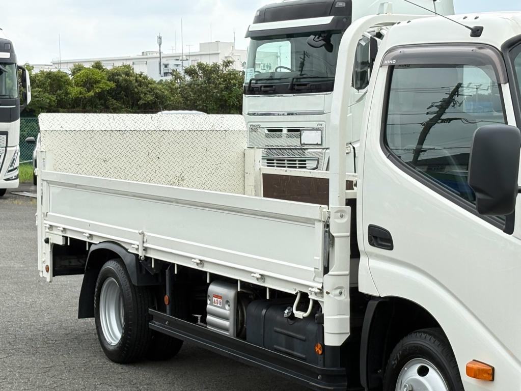 日野 デュトロ 2KG-XZU655M(2WD)の写真5