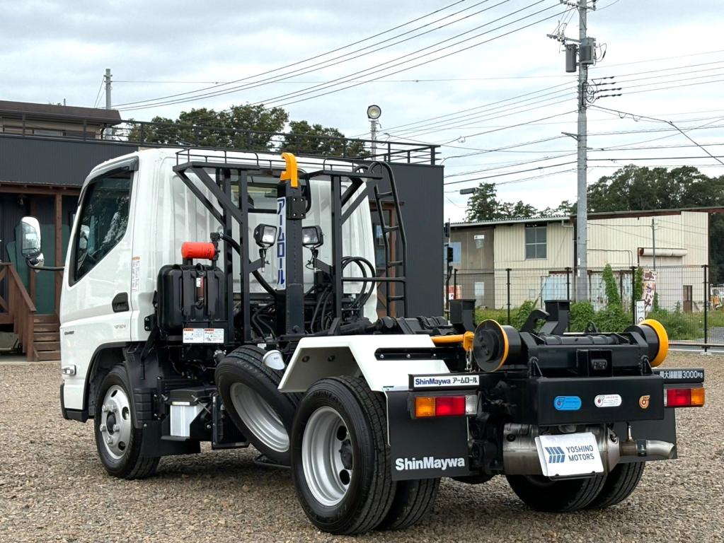 三菱 キャンター 2RG-FBAV0(2WD)の写真3