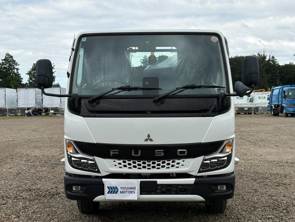 三菱 キャンター 2RG-FBAV0(2WD)の写真15