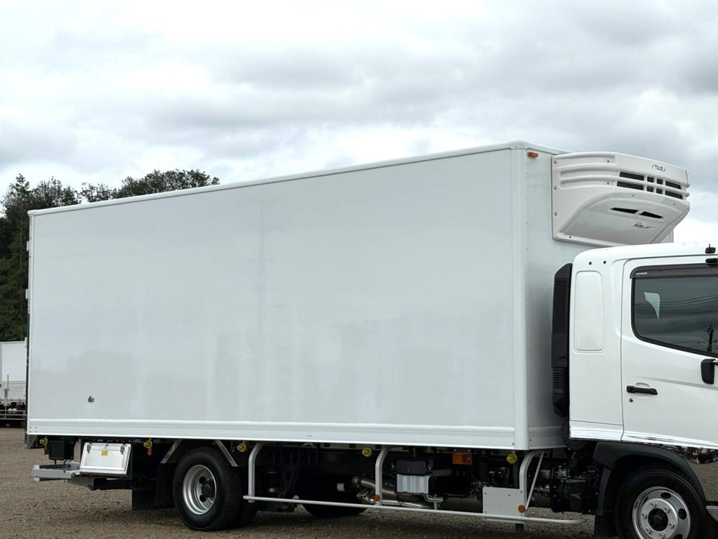 日野 レンジャー 2KG-FD2ABG(2WD)の写真5